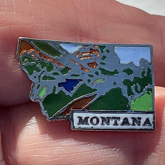 Vintage Souvenir Pin Montana Mafco enameled - Picture 1 of 6